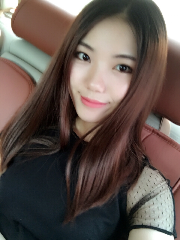 盛开的花朵的第二张照片--安庆相亲服务中心