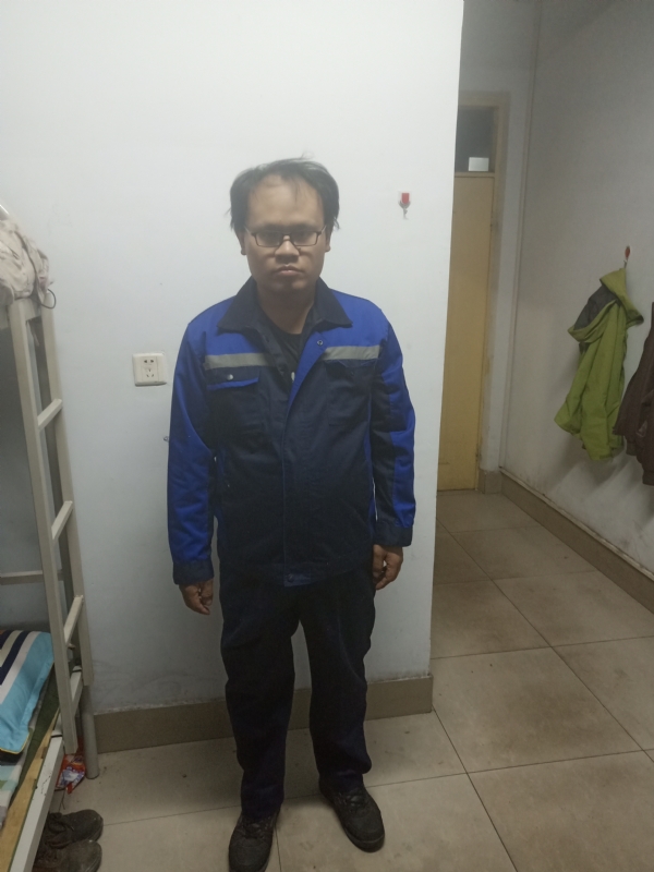 黄俊的第一张照片--安庆相亲服务中心