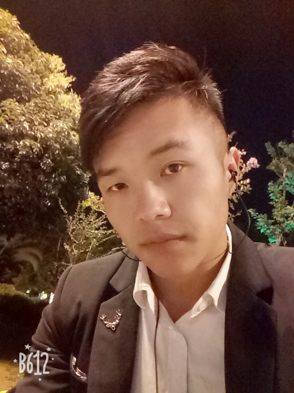 只求一陪伴的第一张照片--安庆相亲服务中心