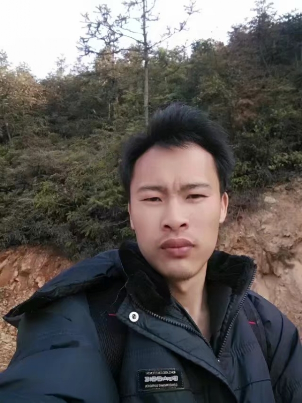 高富帅的第一张照片--安庆相亲服务中心