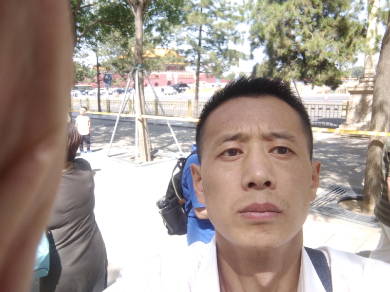 刘红兵的第一张照片--安庆相亲服务中心