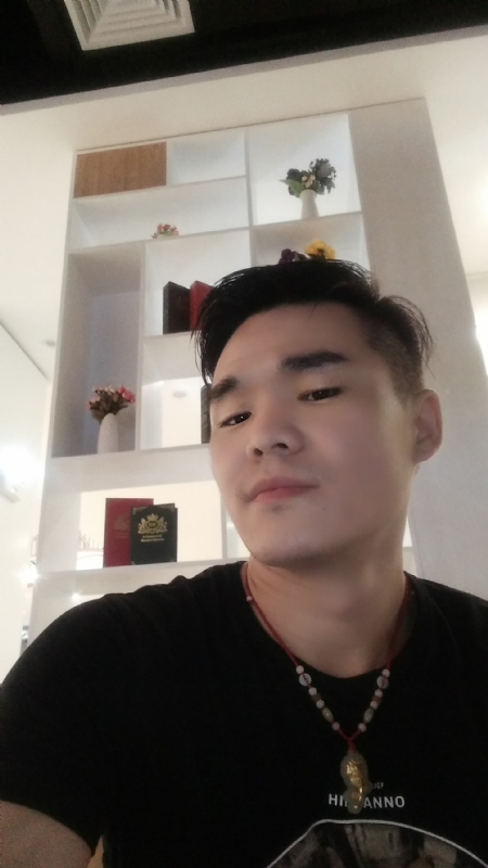 涵博随缘的第一张照片--安庆相亲服务中心