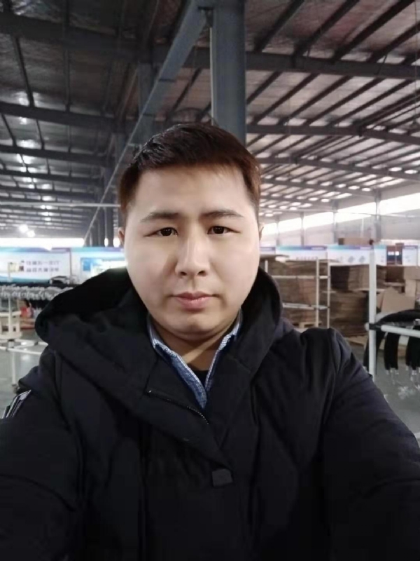 刀锋的第一张照片--安庆相亲服务中心