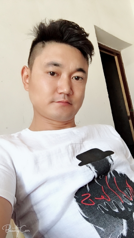 yang的第一张照片--安庆相亲服务中心