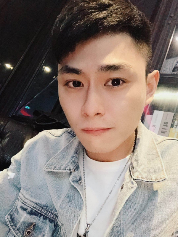 浩浩的第一张照片--安庆相亲服务中心