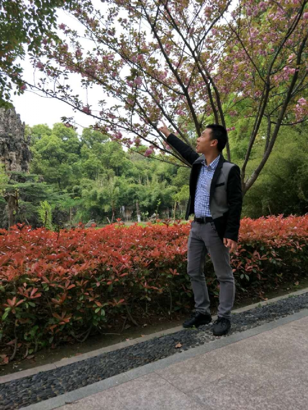 坦诚的第一张照片--安庆相亲服务中心