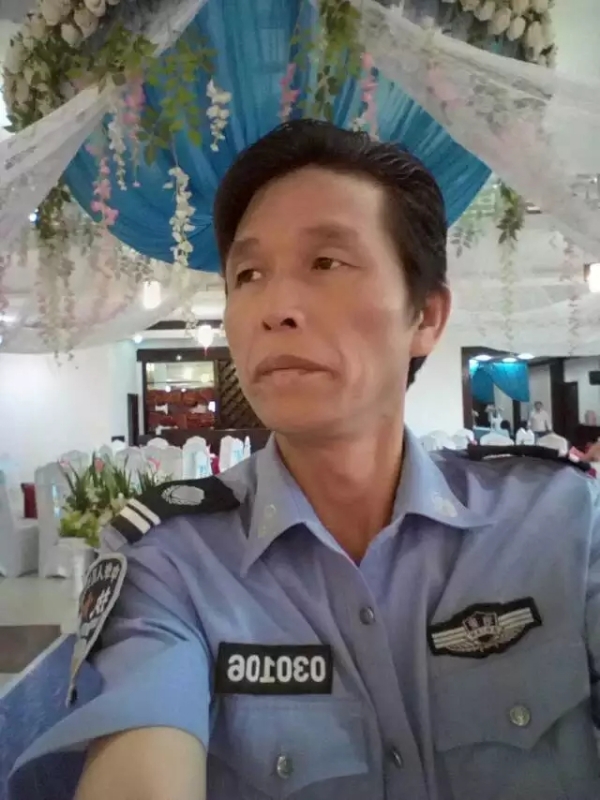 卧窗听雨的第二张照片--安庆相亲服务中心