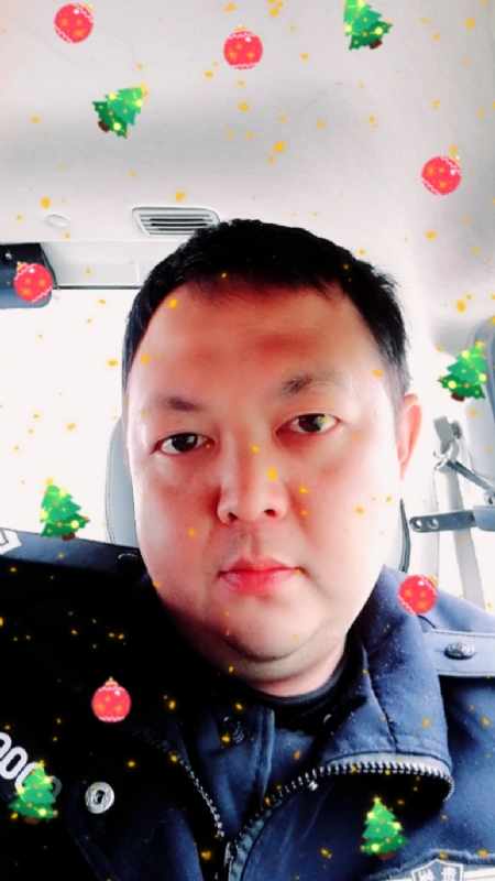 恨孤独的第一张照片--安庆相亲服务中心