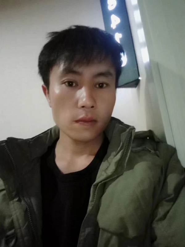 槑头槑脑的第一张照片--安庆相亲服务中心