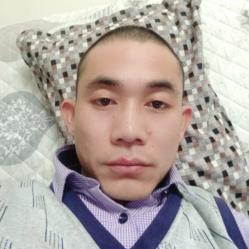 龙飞的第一张照片--安庆相亲服务中心