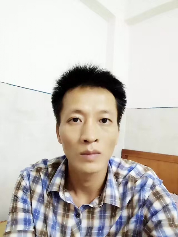 流年未亡的第一张照片--安庆相亲服务中心