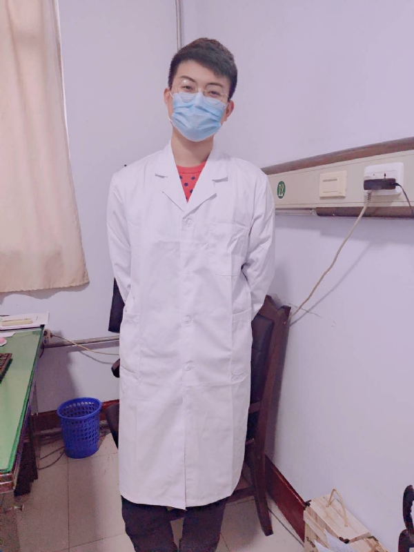 Leslie的第一张照片--安庆相亲服务中心