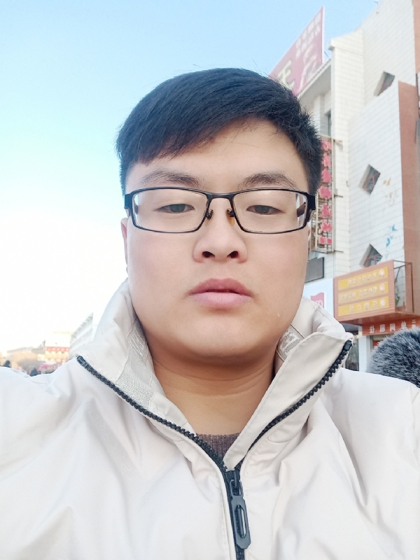 执子之手与子偕老的第一张照片--安庆相亲服务中心