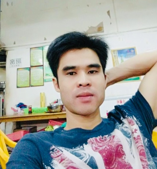 Huang的第一张照片--安庆相亲服务中心