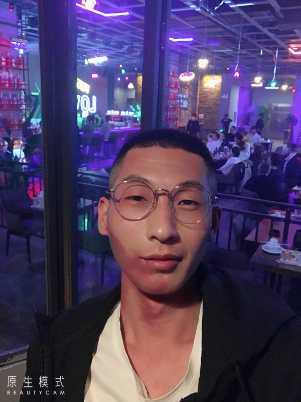 东北小伙的第一张照片--安庆相亲服务中心