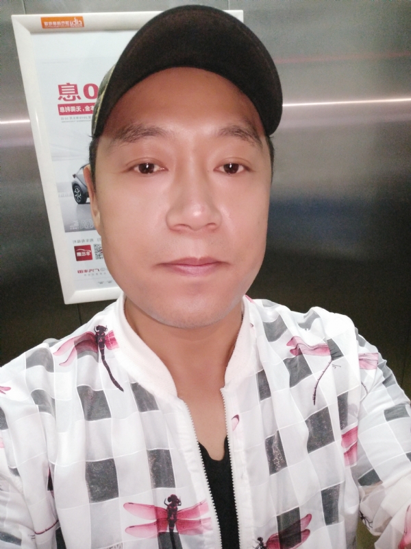 hainy的第一张照片--安庆相亲服务中心