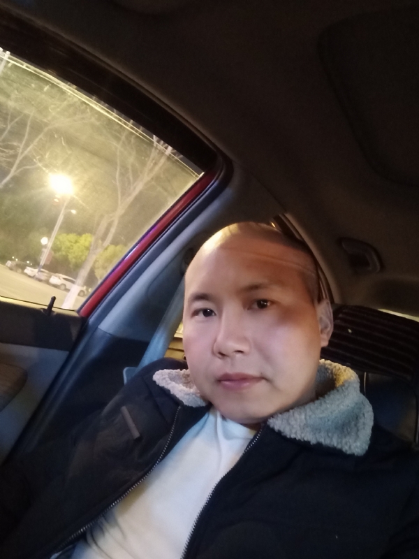 平平淡淡的第二张照片--安庆相亲服务中心