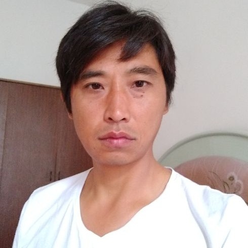 莞尔一笑的第一张照片--安庆相亲服务中心