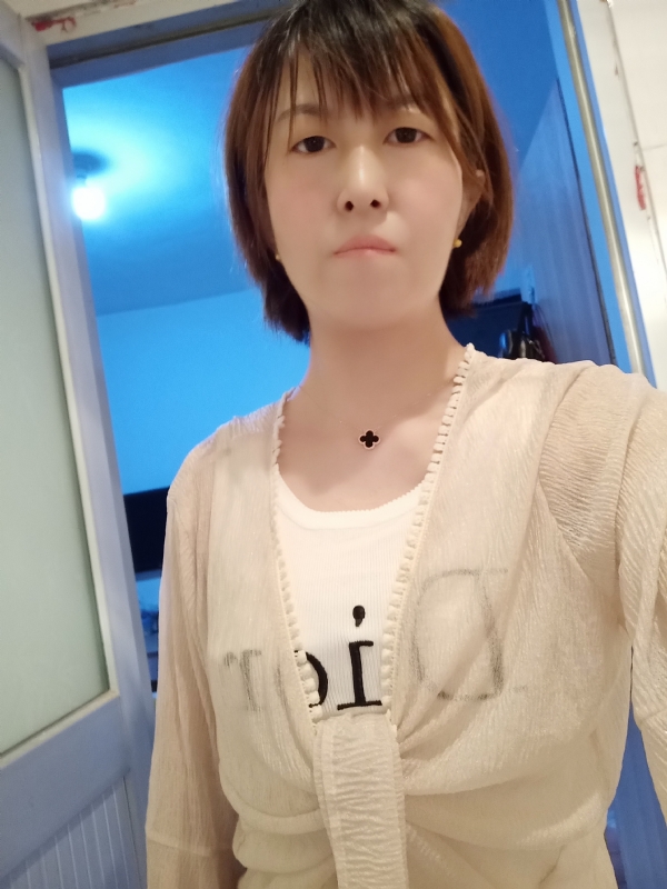 芬儿的第四张照片--安庆相亲服务中心