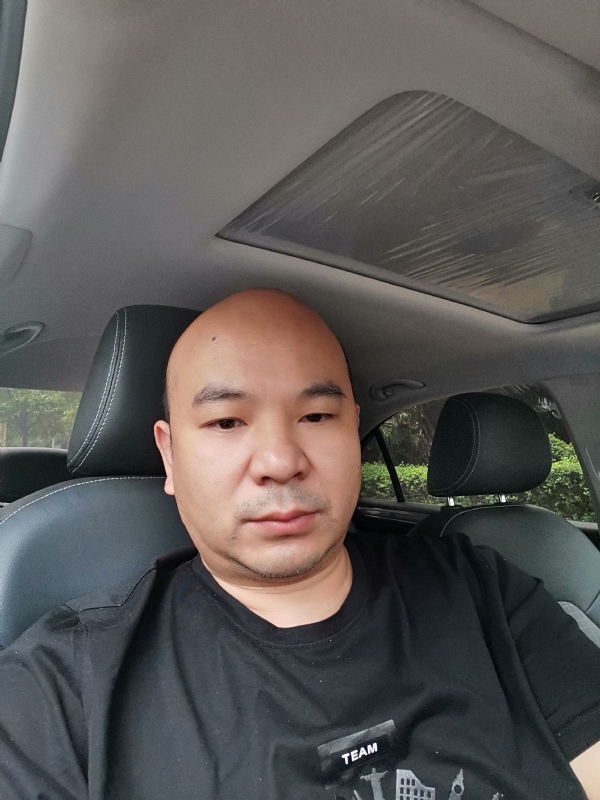 爷们已经老了的第一张照片--安庆相亲服务中心