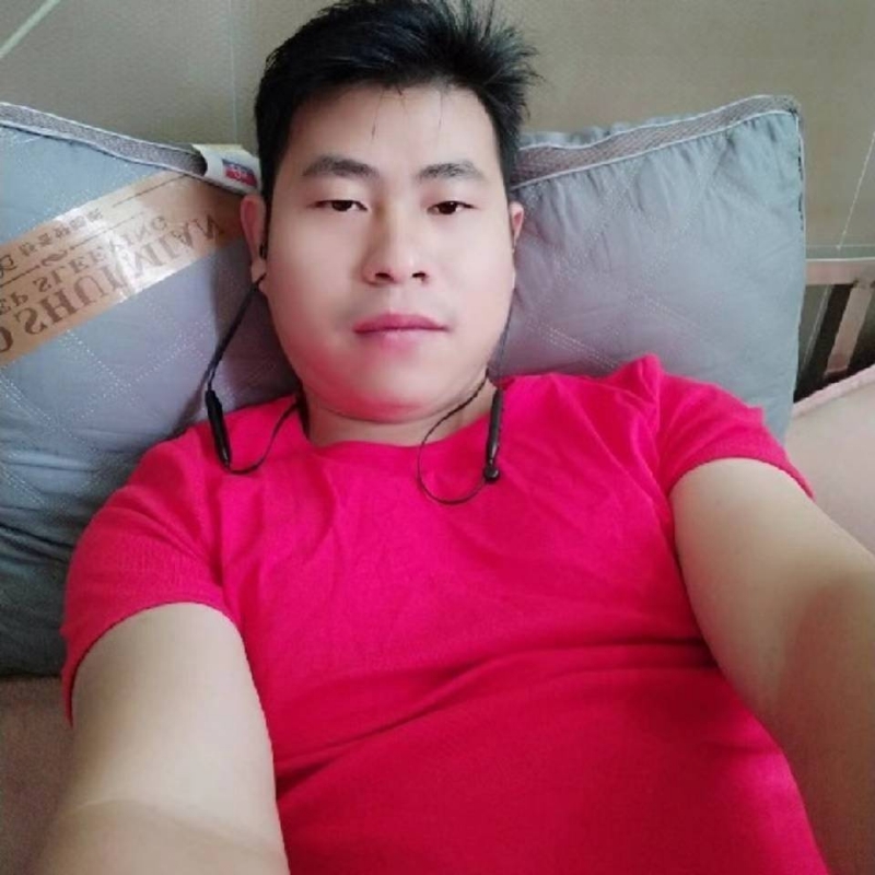 李强的第一张照片--安庆相亲服务中心