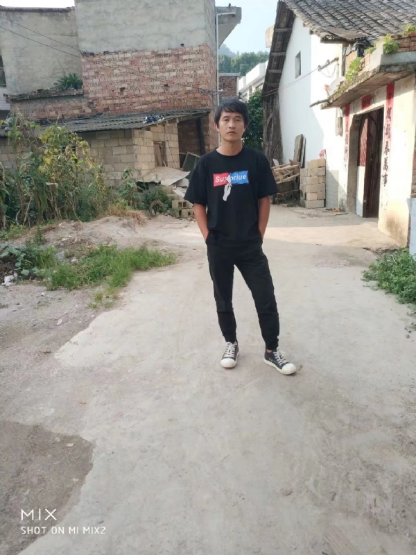 活活该的第一张照片--安庆相亲服务中心