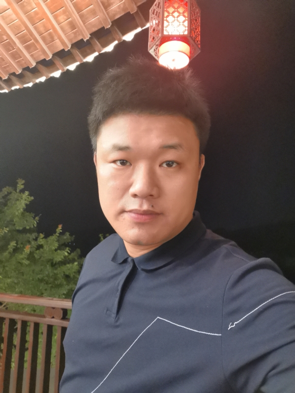 耿直boy的第一张照片--安庆相亲服务中心