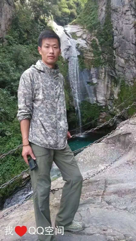 陌颜的第一张照片--安庆相亲服务中心