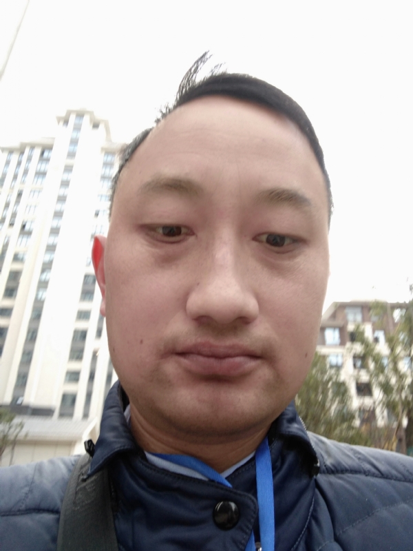 老男人的第一张照片--安庆相亲服务中心