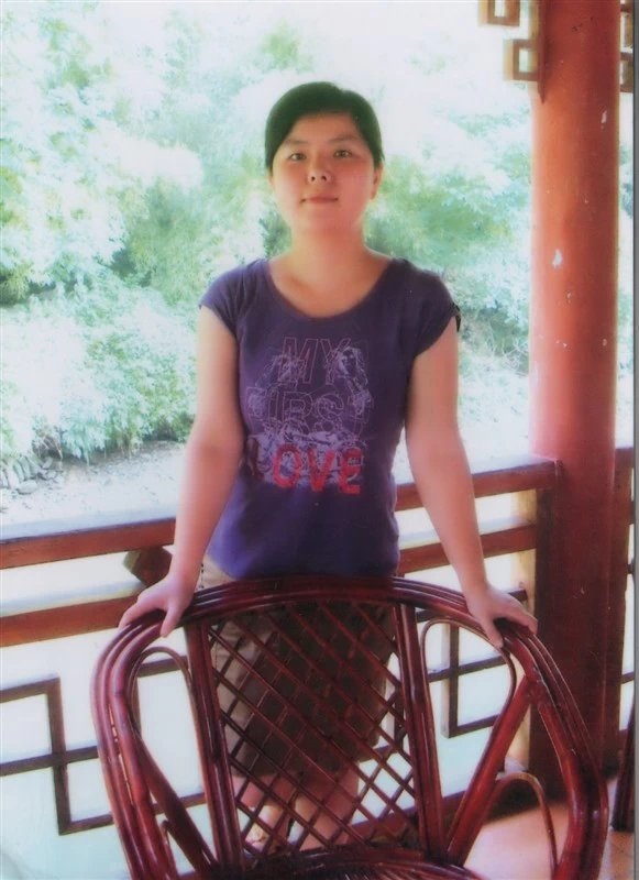 小家碧玉19的第一张照片--安庆相亲服务中心