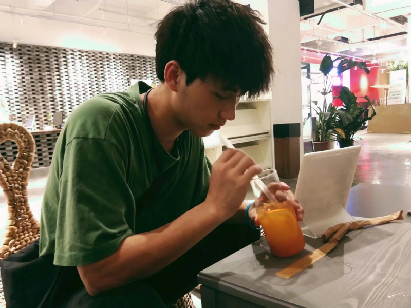 一花一世界的第一张照片--安庆相亲服务中心