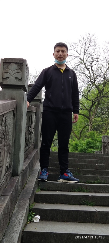 翁的第一张照片--安庆相亲服务中心