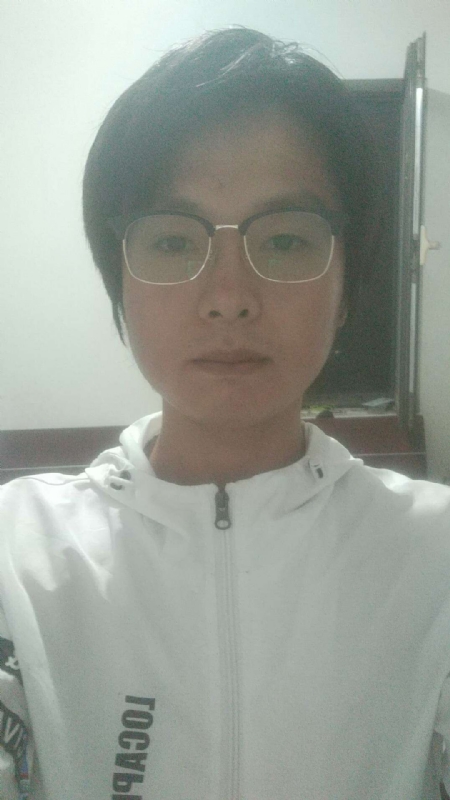 轻吻的第一张照片--安庆相亲服务中心