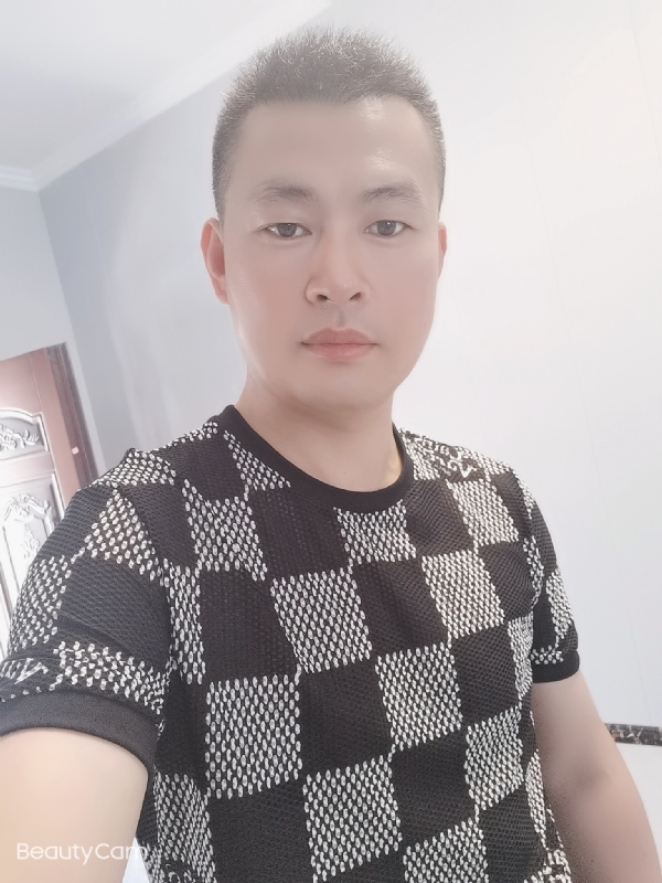 快乐无罪的第一张照片--安庆相亲服务中心