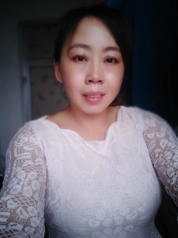 笑看人生的第一张照片--安庆相亲服务中心
