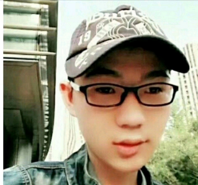 小霪虫的第三张照片--安庆相亲服务中心