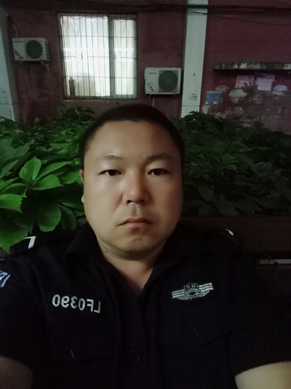 冯宇的第一张照片--安庆相亲服务中心