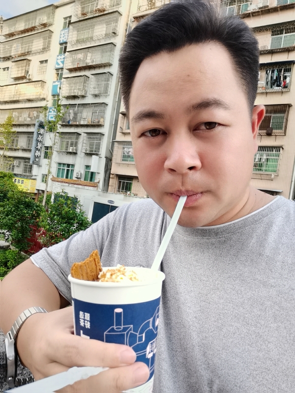 K金o的第一张照片--安庆相亲服务中心