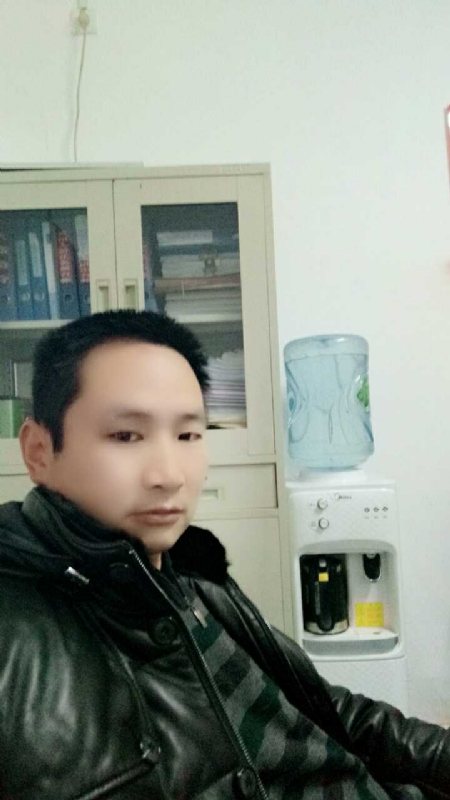 蓝色棒棒糖的第一张照片--安庆相亲服务中心