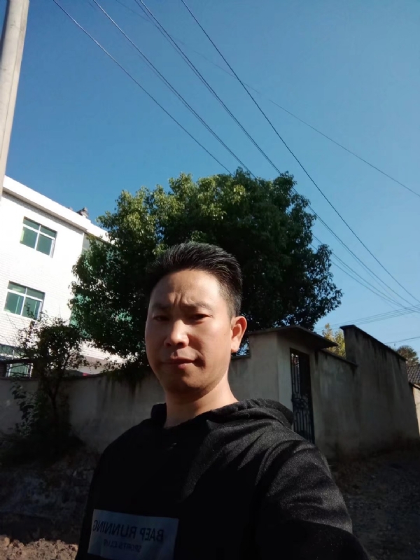 寻缘中的第二张照片--安庆相亲服务中心
