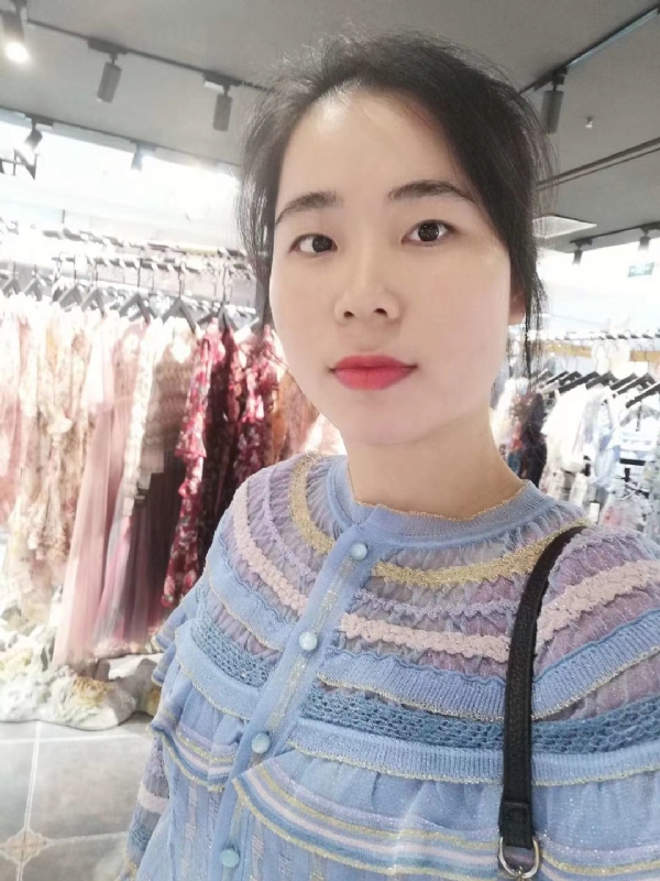 团笑的第一张照片--安庆相亲服务中心