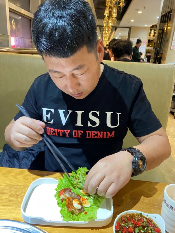 砒霜的第一张照片--安庆相亲服务中心