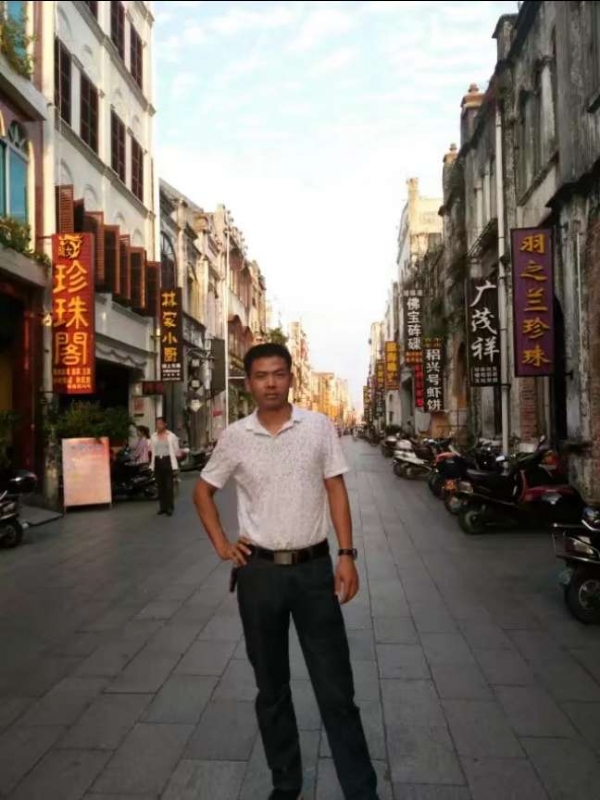 爱生活爱健康的第一张照片--安庆相亲服务中心