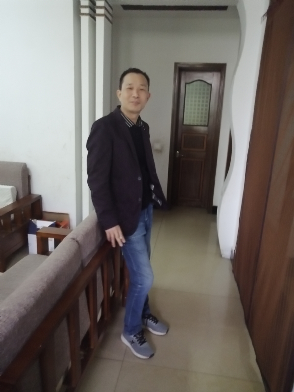 相亲相爱的第二张照片--安庆相亲服务中心