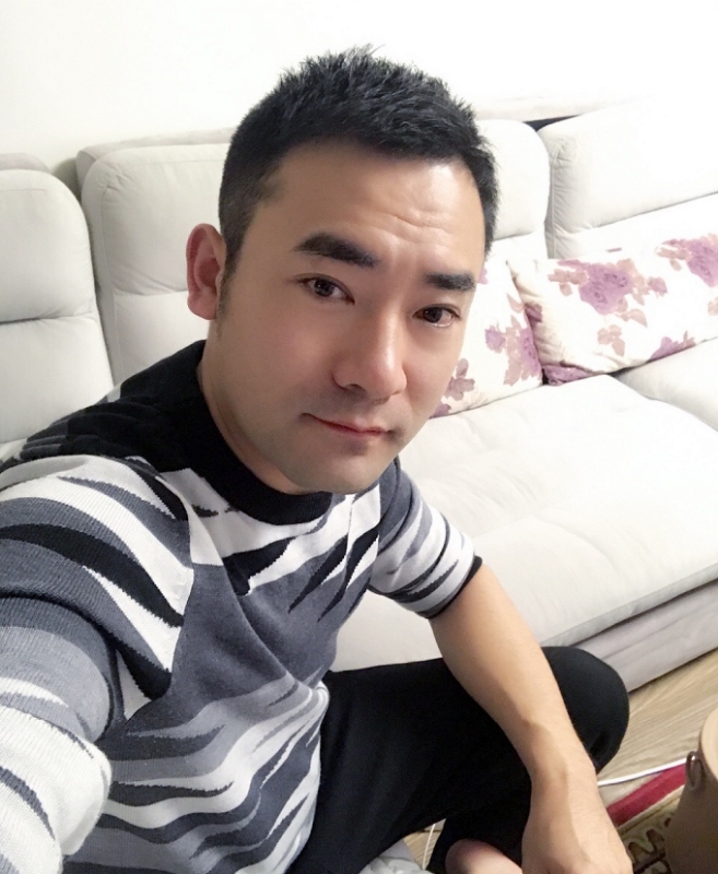 随风的第一张照片--安庆相亲服务中心