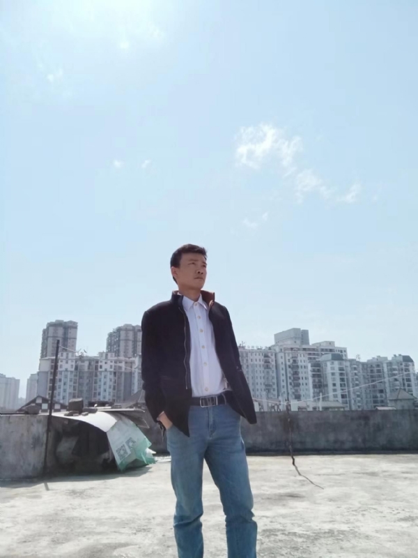 蓝色心情的第一张照片--安庆相亲服务中心