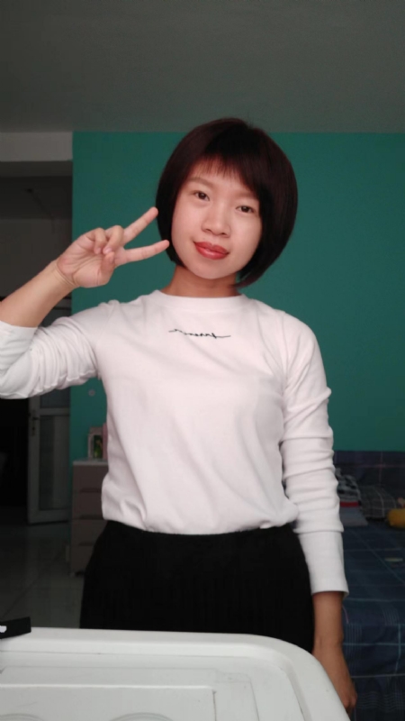 向日葵的第一张照片--安庆相亲服务中心