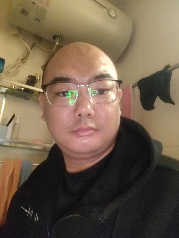 小胖子的第一张照片--安庆相亲服务中心