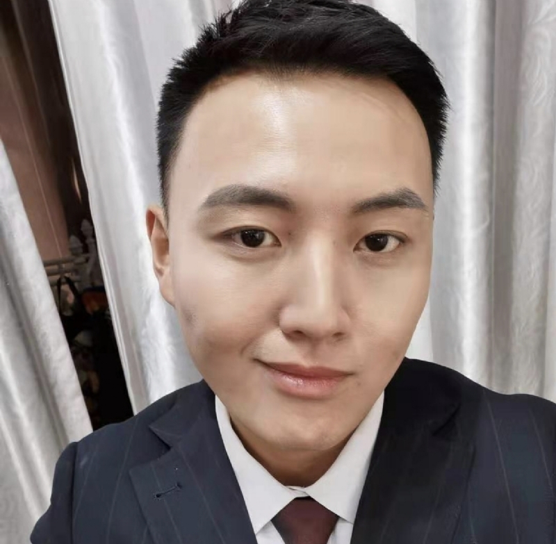 英俊潇洒的第二张照片--安庆相亲服务中心