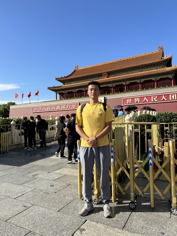 莫过于的第一张照片--安庆相亲服务中心